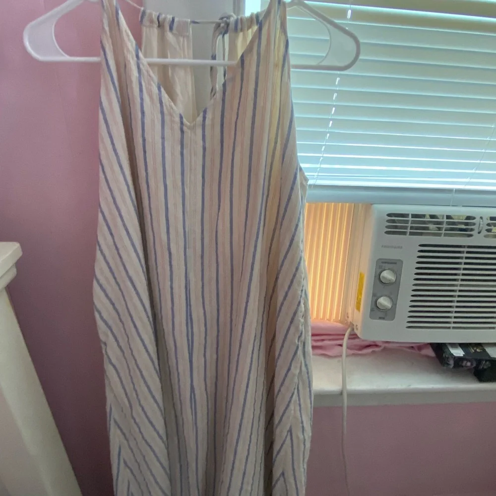 Carly Jean Los Angeles Melrose Dress - Picture 3 of 10